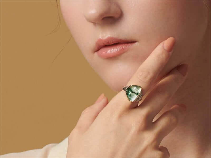Amidst Nature's Garden: The Natural Beauty of Moss Agate Ring