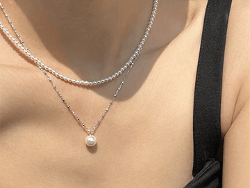 The Enigmatic Allure of the Simple Pearl Necklace