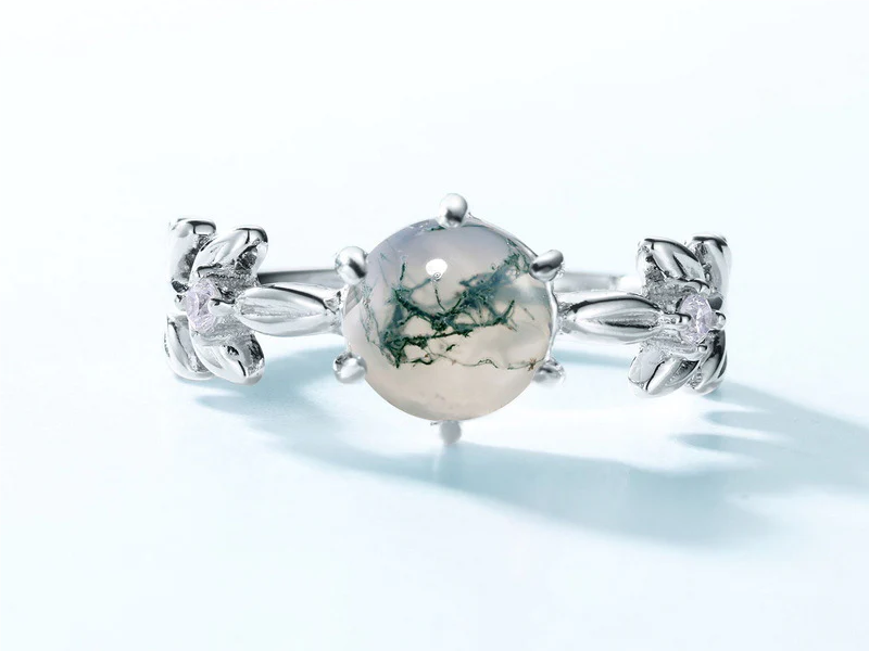 Discover the Captivating World of Moss Agate Rings at Trendolla Jewelry