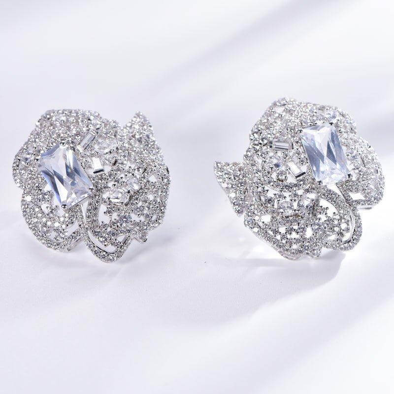 Flower White Stone Stud Earrings In Sterling Silver - Trendolla Jewelry