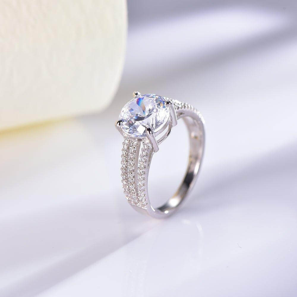luxury Round Cut Cubic Zirconia Diamond Eternity Engagement Ring - Trendolla Jewelry