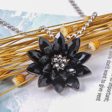 Trendolla Black Dahlia Necklace Spidergirl Crystal Pendant Women Gift Custume Accessory - Trendolla Jewelry