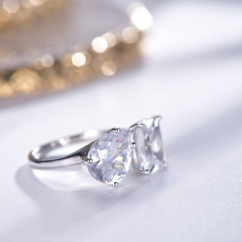 Trendolla Crystal Heart and Cube CZ Diamond Engagement Ring Toi et Moi Ring - Trendolla Jewelry