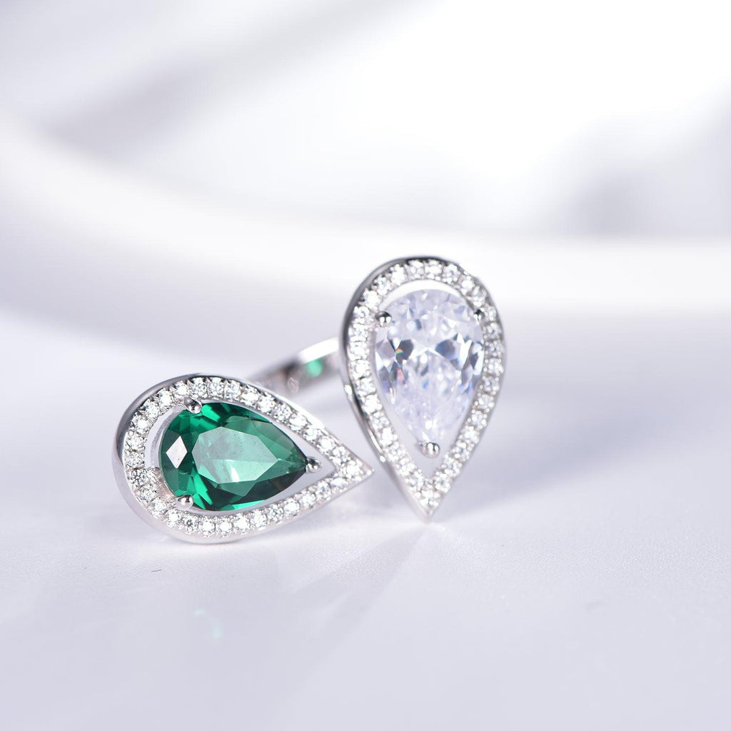 Trendolla Crystal Heart And Emerald Heart Cubic Zirconia Diamond Toi et Moi Ring - Trendolla Jewelry