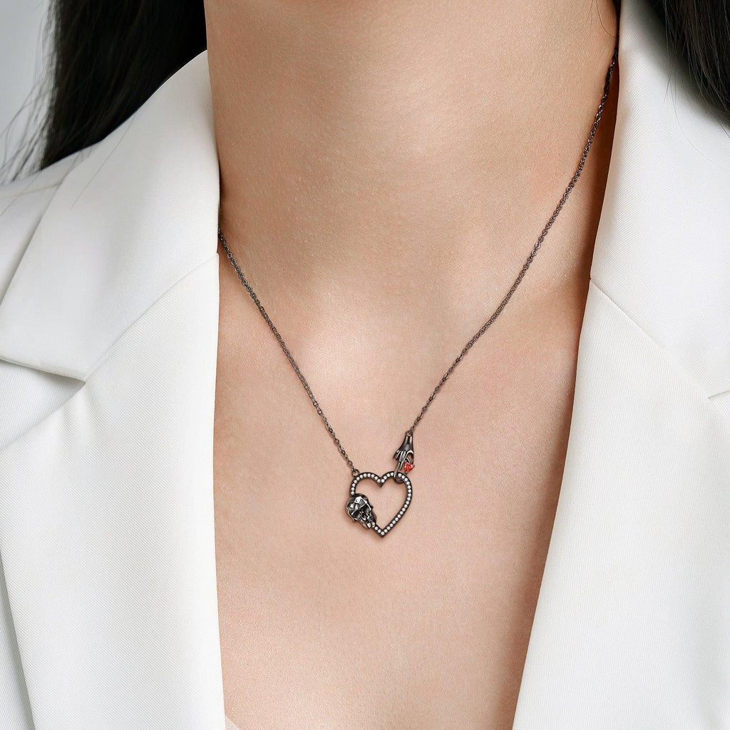 Trendolla Gothic Black Skull Heart Sterling Silver Necklace - Trendolla Jewelry